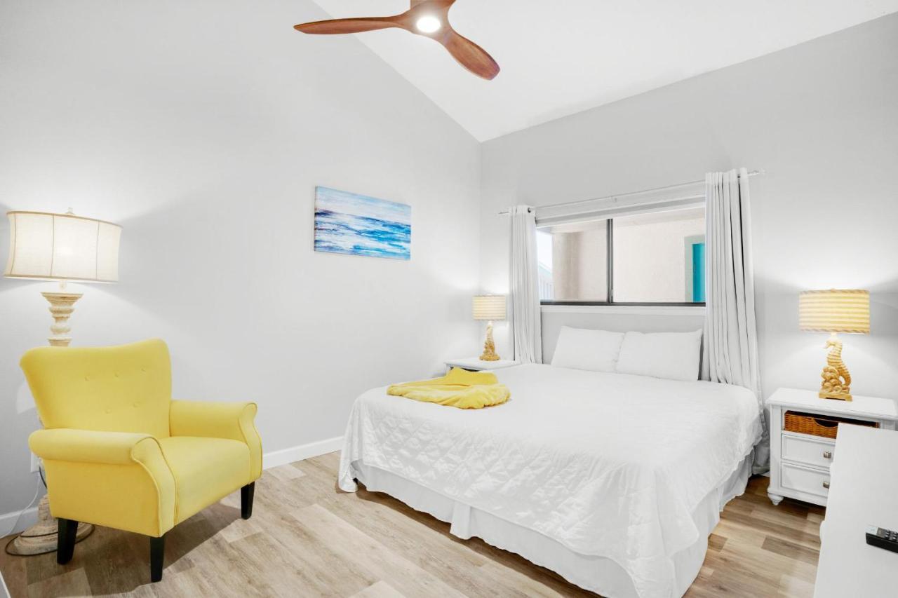 Nautical Watch A-11 Holiday home